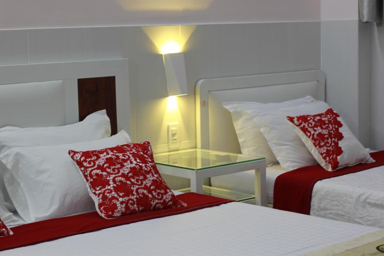 Quang Saigon Hotel- 40-7 Bui Vien-Walking Street Хошимин Екстериор снимка